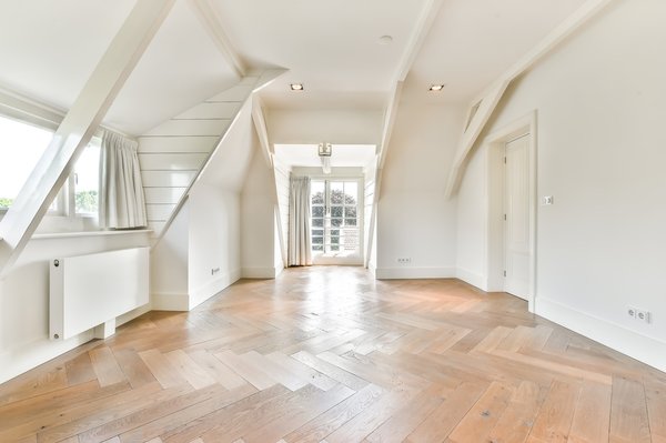 Optimisez votre espace : aménagement des combles à Villeneuve d'Ascq